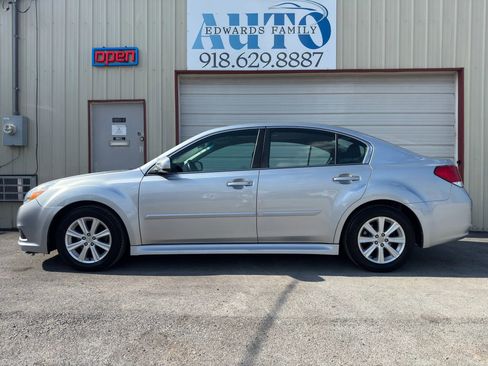 Used 2012 Subaru Legacy 2.5i Premium AWD/4WD image 15