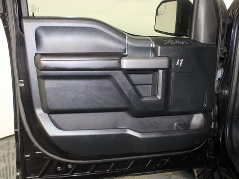 Certified 2019 Ford F150 XLT w/ Equipment Group 302A Luxury image 19