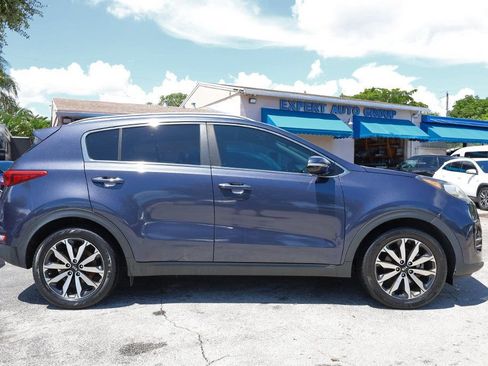 Used 2018 Kia Sportage EX FWD image 3