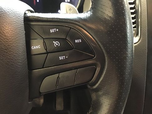 Used 2018 Dodge Durango GT image 31