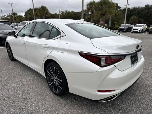 Certified 2024 Lexus ES 350 w/ Premium Package image 5
