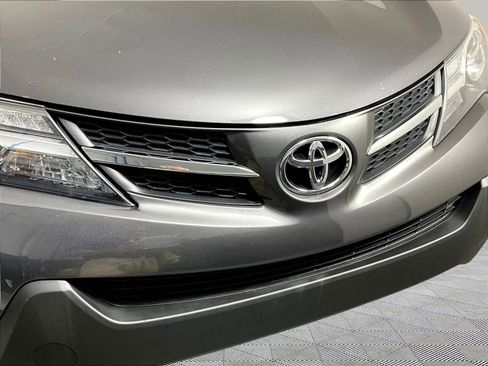 Used 2013 Toyota RAV4 Limited AWD/4WD image 33