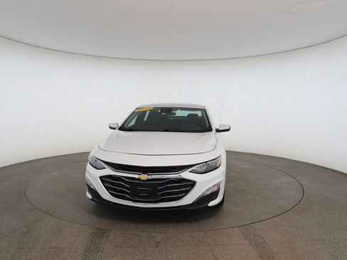 Used 2023 Chevrolet Malibu LT image 32