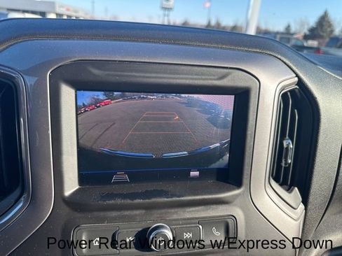 Used 2021 GMC Sierra 1500 4x4 Crew Cab w/ Sierra Value Package image 25