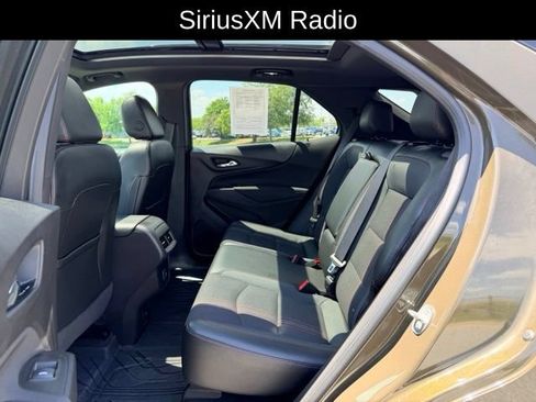 Used 2023 Chevrolet Equinox RS AWD/4WD image 9