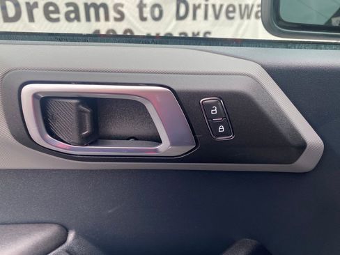 Used 2024 Ford Bronco Big Bend image 13