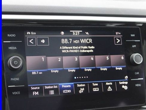 Used 2022 Volkswagen Atlas Cross Sport SEL R-Line image 38