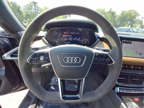 Used 2022 Audi e-tron GT Premium Plus AWD/4WD image 22