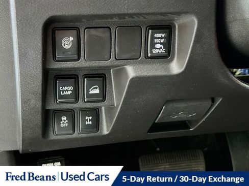 Used 2023 Nissan Frontier PRO-4X w/ Pro-4X Premium Package AWD/4WD image 15
