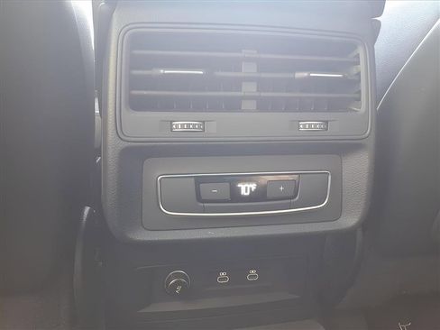 Used 2024 Audi Q7 2.0T Premium Plus image 24