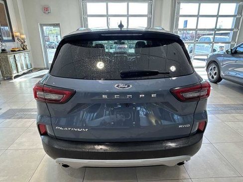 Certified 2024 Ford Escape Platinum AWD/4WD image 4