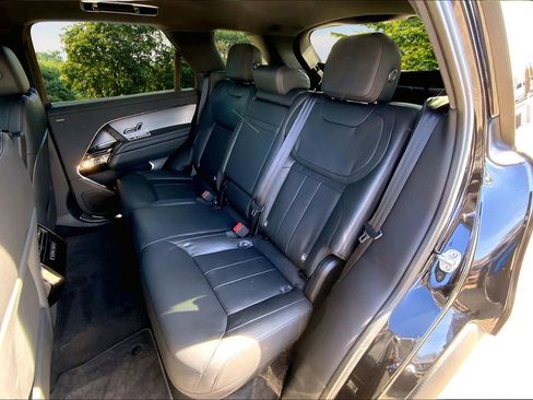 Used 2025 Land Rover Range Rover Sport S image 21