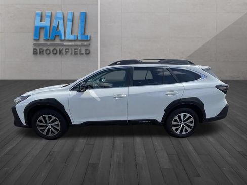 Used 2023 Subaru Outback Premium AWD/4WD image 2