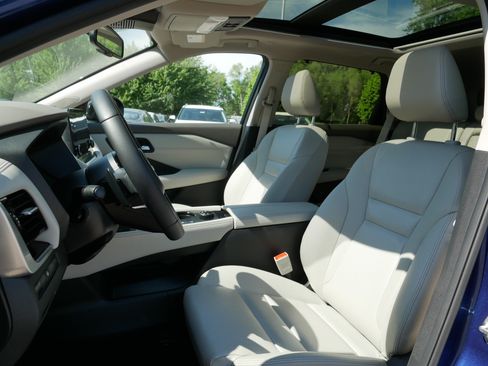 Certified 2023 Nissan Rogue SL w/ SL Premium Package AWD/4WD image 36