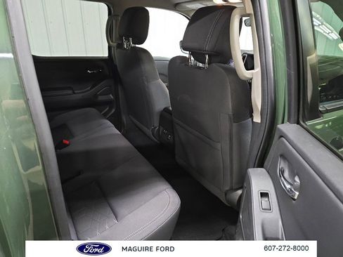 Used 2025 Nissan Frontier SV w/ SV Convenience Package AWD/4WD image 20