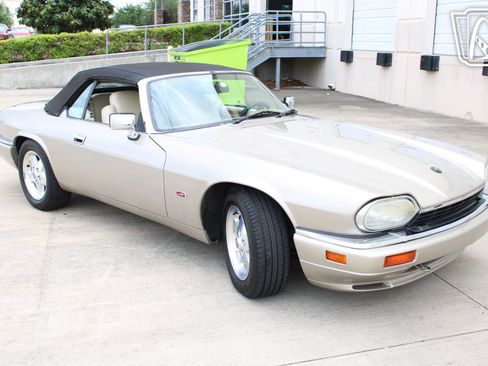 Used 1995 Jaguar XJS 4.0 Convertible image 28