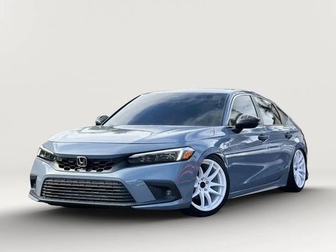 Used 2022 Honda Civic Sport Touring image 2