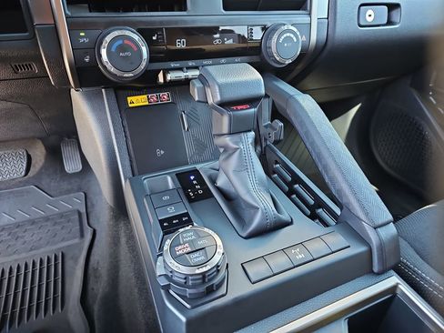 Certified 2025 Toyota 4Runner 4WD image 15