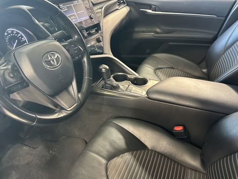Used 2023 Toyota Camry SE FWD image 12