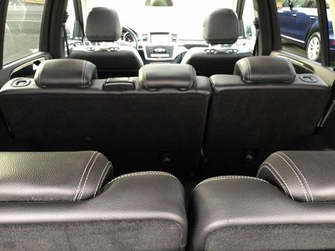 Used 2016 Mercedes-Benz GL 450 4MATIC image 27