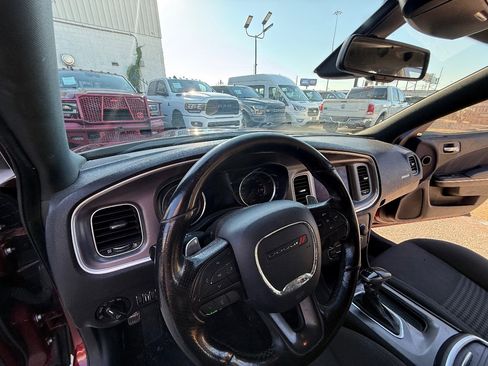 Used 2019 Dodge Charger Scat Pack w/ Navigation & Travel Group image 21