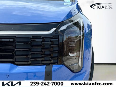 New 2026 Kia Sportage EX FWD image 8