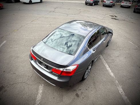 Used 2015 Honda Accord Sport image 8