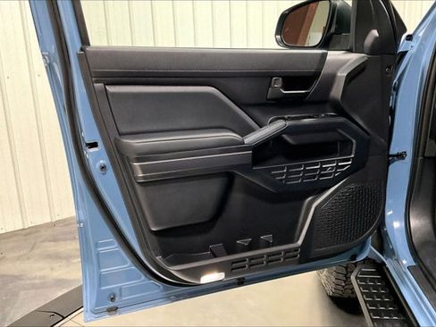 Used 2026 Toyota 4Runner SR5 AWD/4WD image 23