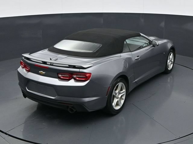 Used 2020 Chevrolet Camaro LT RWD image 27