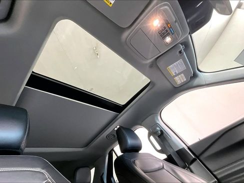 Used 2023 Ford Explorer XLT w/ Equipment Group 202A image 22