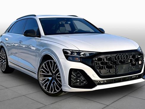 Used 2024 Audi SQ8 Prestige AWD/4WD image 3