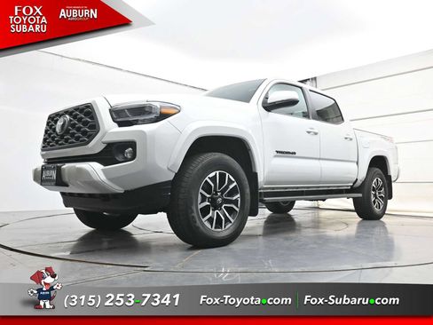 Used 2023 Toyota Tacoma TRD Sport w/ TRD Premium Sport Package AWD/4WD image 24