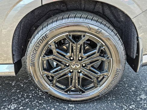 New 2026 INFINITI QX80 4WD w/ Sport Exterior Package image 10