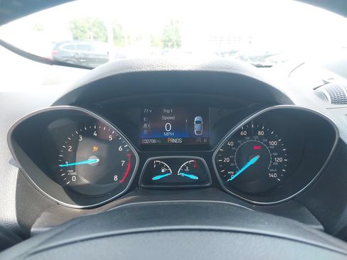 Used 2019 Ford Escape SE AWD/4WD image 11