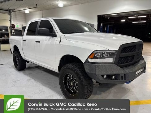 Used 2018 RAM 1500 Classic SLT AWD/4WD image 8