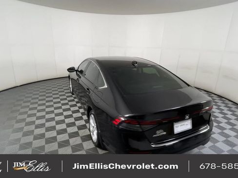 Used 2023 Honda Accord LX image 7