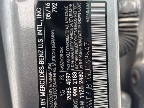 Used 2016 Mercedes-Benz C 300 Sedan image 14