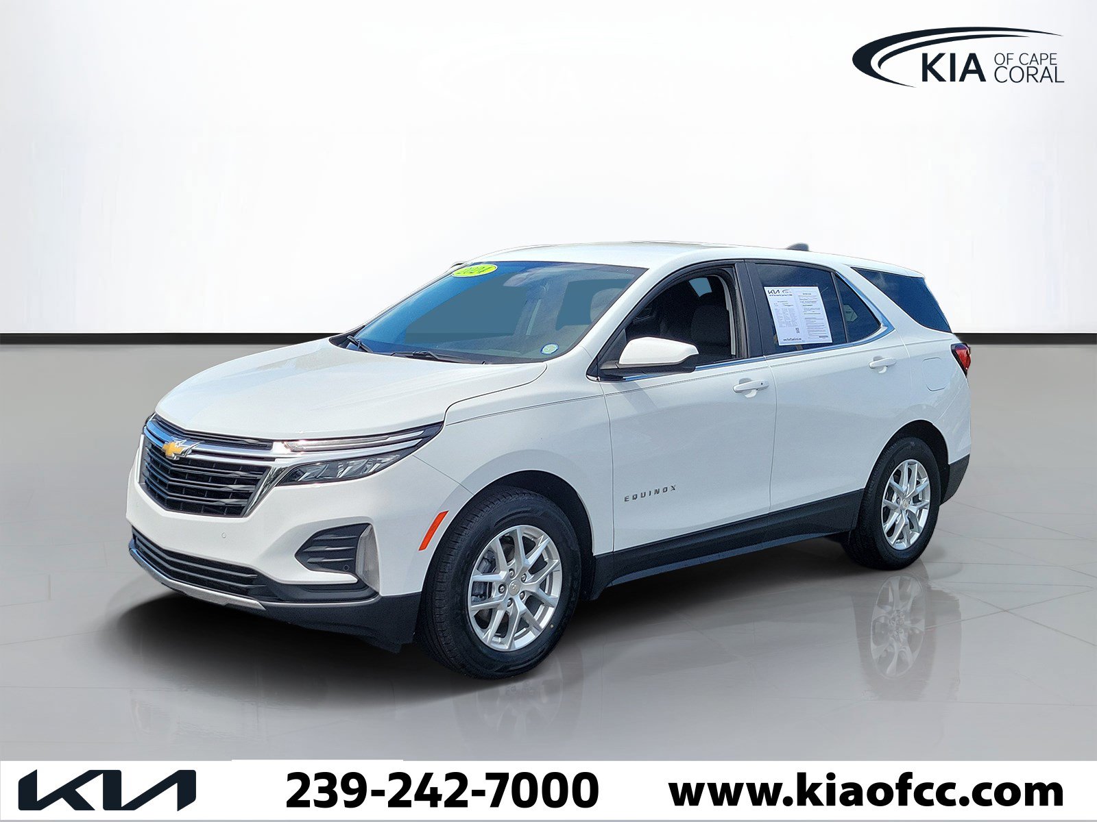 Used 2024 Chevrolet Equinox LT FWD image 3