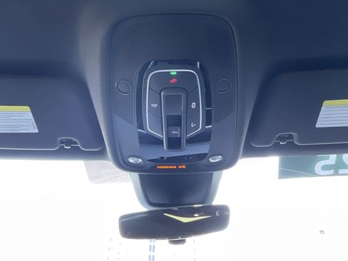 Used 2025 Audi RS 7 Performance image 16