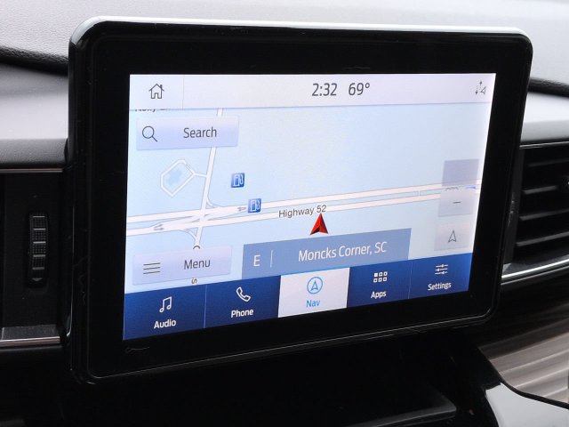 Used 2023 Ford Explorer Limited w/ Equipment Group 301A RWD image 22