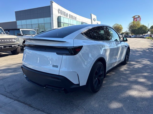 Used 2026 Tesla Model Y Performance AWD/4WD image 4