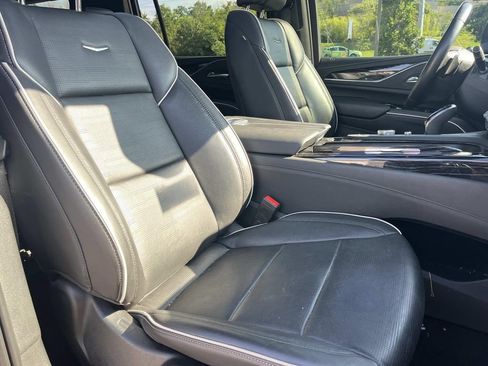 Used 2022 Cadillac Escalade ESV Sport w/ Touring Package AWD/4WD image 26