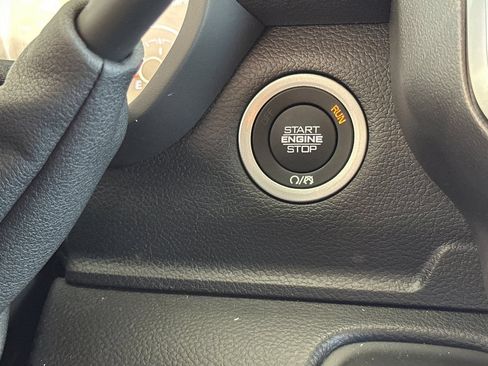 New 2026 RAM 2500 Big Horn AWD/4WD image 23