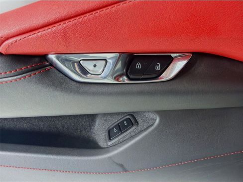 Used 2024 Chevrolet Corvette Stingray Preferred Conv w/ Battery Protection Package RWD image 12