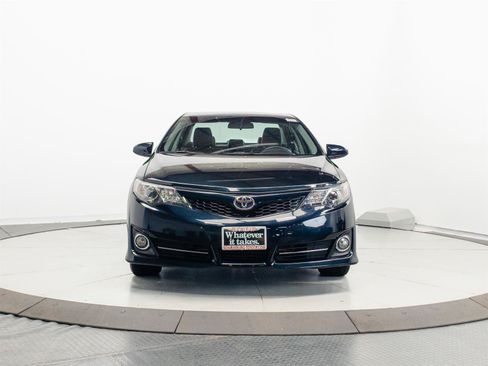 Used 2012 Toyota Camry SE FWD image 2