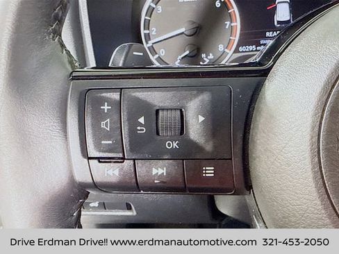 Certified 2021 Nissan Rogue SV w/ Premium Package image 13