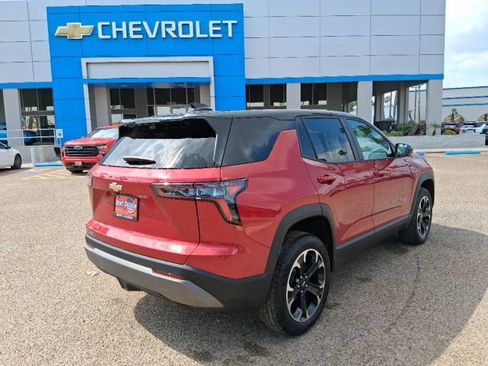 New 2026 Chevrolet Equinox LT w/ Safety and Technology Package FWD image 5