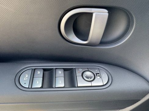 New 2025 Hyundai Ioniq 5 SEL image 16