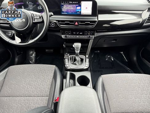 Certified 2025 Kia Seltos S FWD image 10