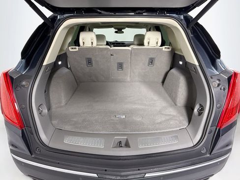 Used 2019 Cadillac XT5 Luxury FWD image 29